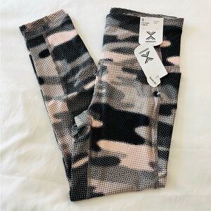 NEW Exersion High Rise Fitted Ankle Leggings Yoga Small Peach Camouflage